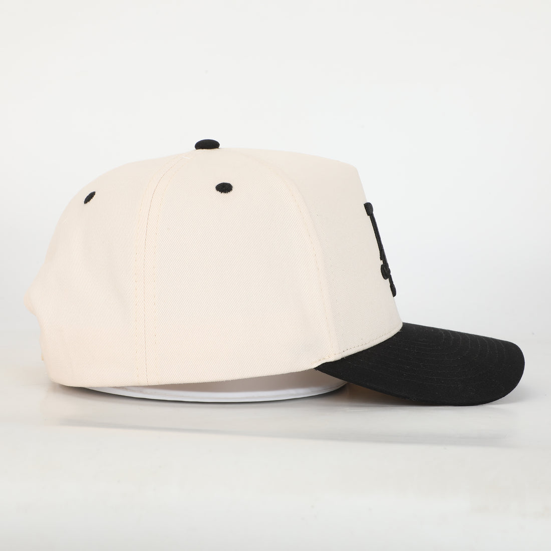 Los Angeles Classic Snapback // Black & Créme
